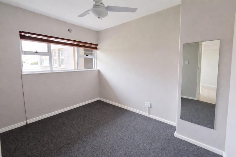 2 Bedroom Property for Sale in Green Point Western Cape